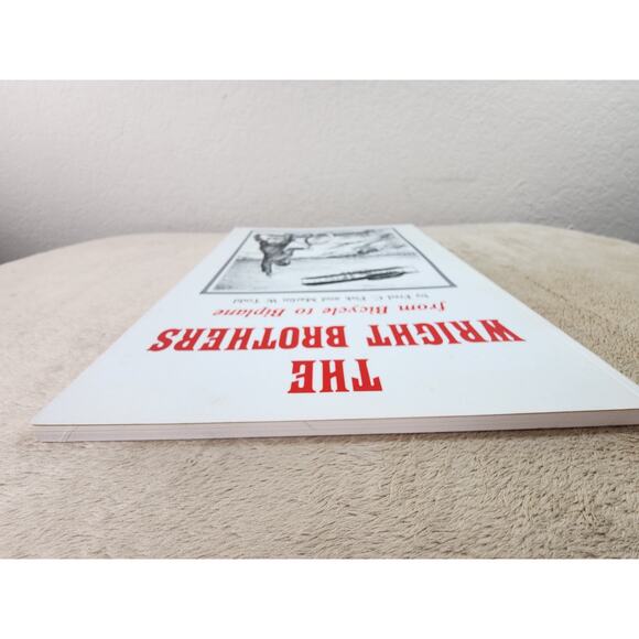 The Wright Brothers From Bicycle to Biplane Illustrated 1990 Print in USA - Picture 14 of 15